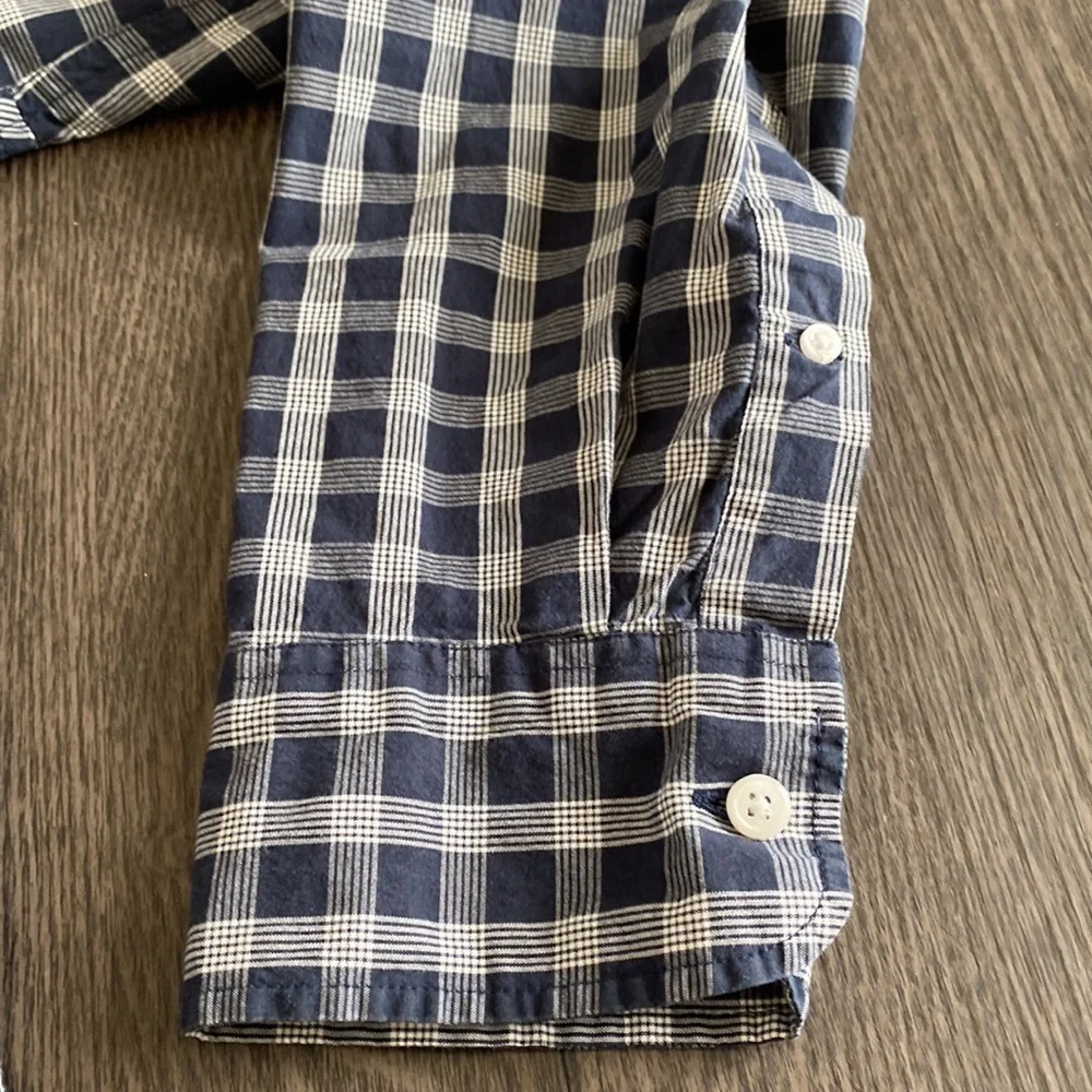 J. Crew Stretch. Size M. Slim, Secret Wash Shirting. Navy and white plaid.